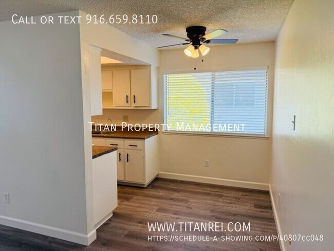 Building Photo - 770 Carro Dr