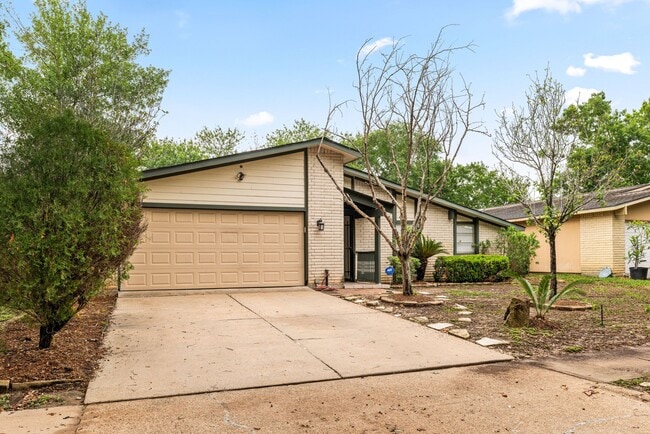 Building Photo - 4838 Gretna Green Dr