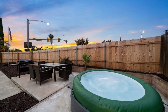 Building Photo - 9827 San Diego St