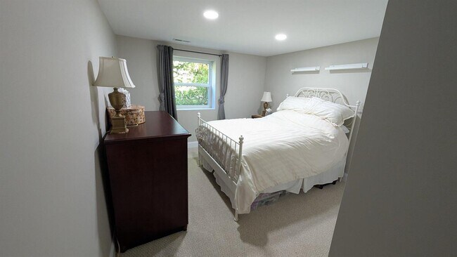 Building Photo - 15715 Tierra Dr