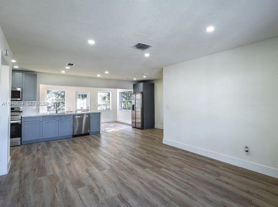 Building Photo - 1508 NW 32nd Ave