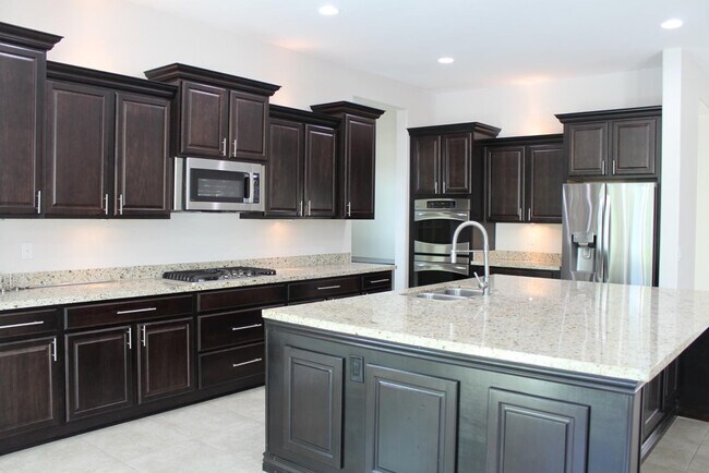 Building Photo - 3458 E Loma Vista St