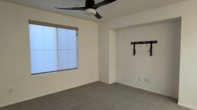 Building Photo - 10610 Sariah Skye Ave