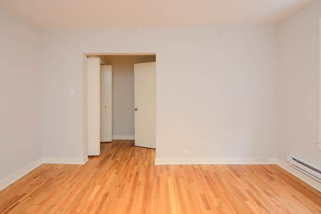 Building Photo - 2425 N Kedzie Blvd