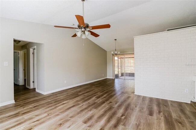 Building Photo - 5293 Stone Harbour Rd