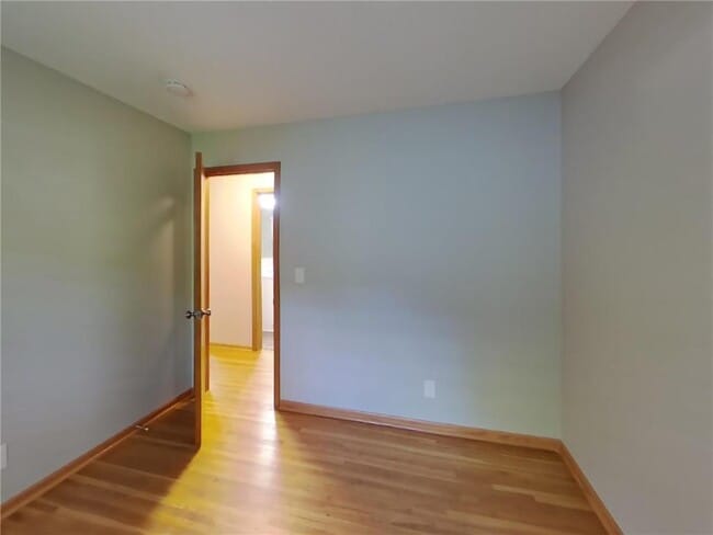 Building Photo - 1397 Pinewood Dr