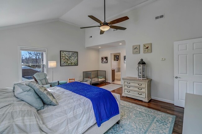 Building Photo - 6612 Kerns Rd