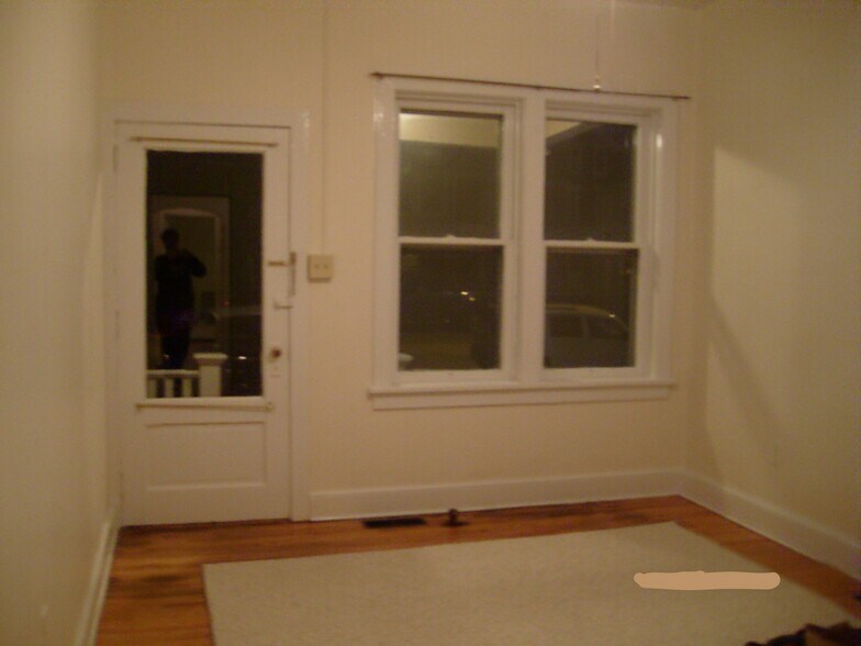 Building Photo - 817 Hummel Ave