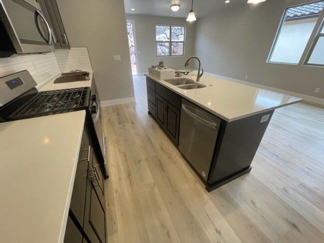 Building Photo - Beautiful Brio Home.