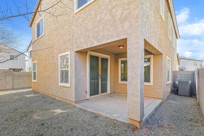 Building Photo - 5534 E Jaeger St