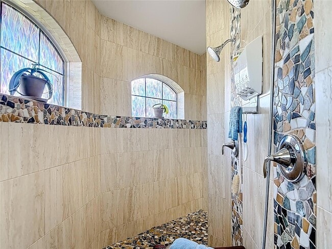 Building Photo - 263 Marker Rd