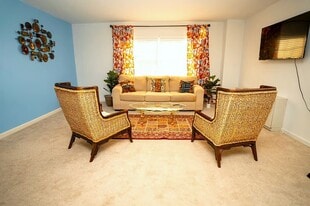 Building Photo - 4417 Romlon St