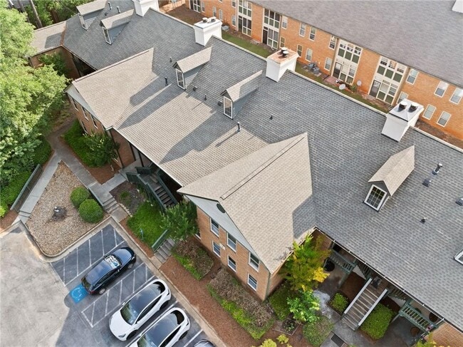 Building Photo - 717 Beaufort Cir