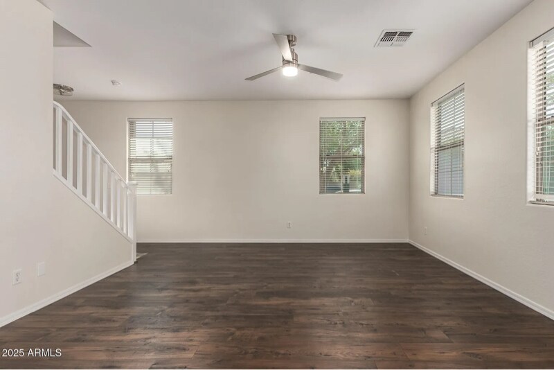 Building Photo - 1255 S Rialto