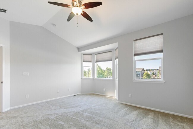 Building Photo - 155 Tidewater Dr
