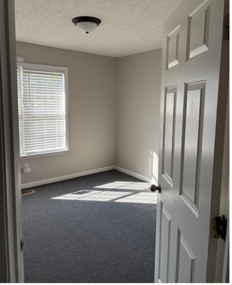 Building Photo - 6428 Paddington Way