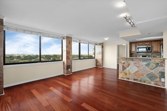 Building Photo - 3525 Sage Rd