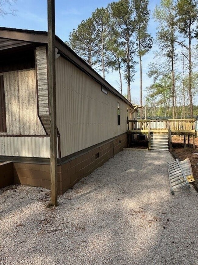 Building Photo - 2BR 2BA Single Wide for Rent - 6103 NC Hwy...