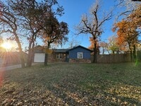 Building Photo - Charming home in North Edmond + 2 bedrooms