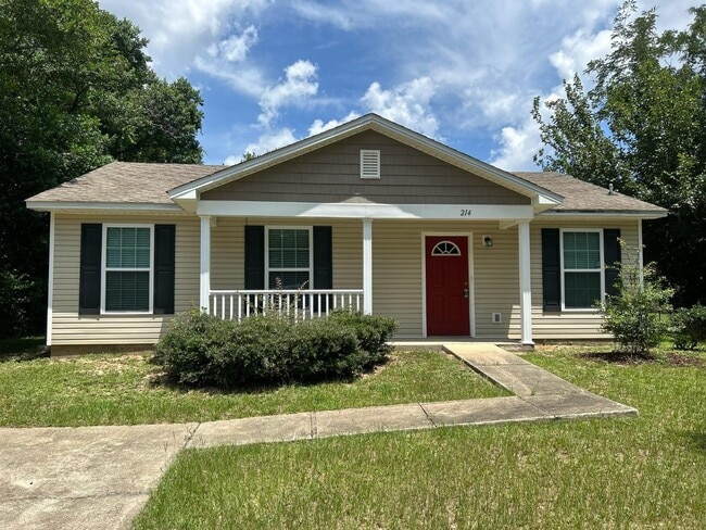 Building Photo - 214 Emerald Ave