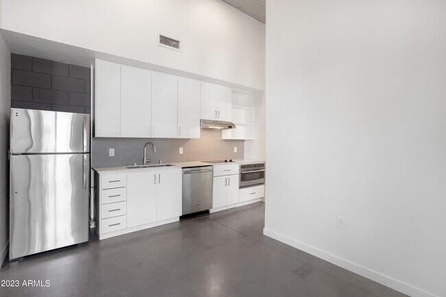 Building Photo - 1130 N 2nd St