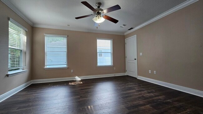 Building Photo - 82 Mosaic Oaks Cir
