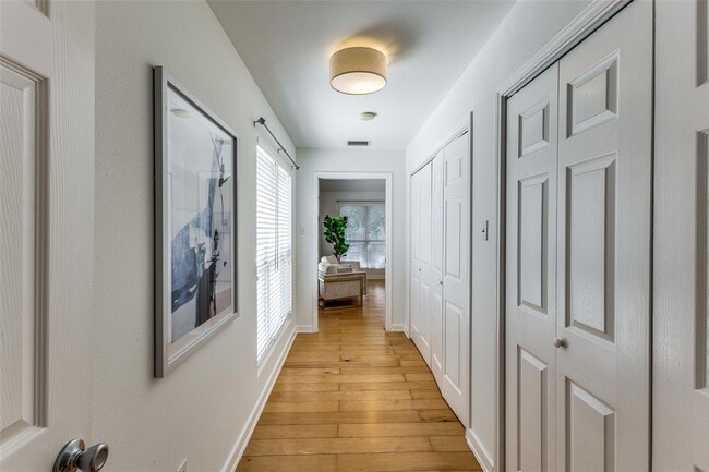 Building Photo - 1802 Harvey St