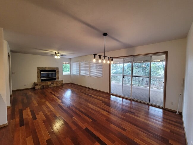 Building Photo - Spacious 3 bedroom 2 bath home in Kula-Available now!