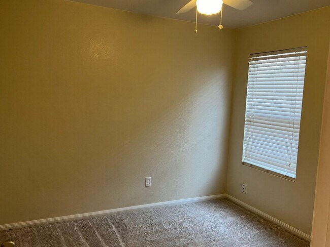 Building Photo - 5701 Capricorn Loop