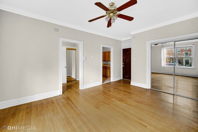 Building Photo - 1 Bed 1 Bath in Cicero