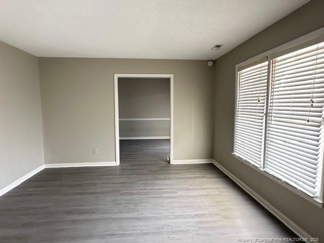 Building Photo - 6036 Lakeway Dr