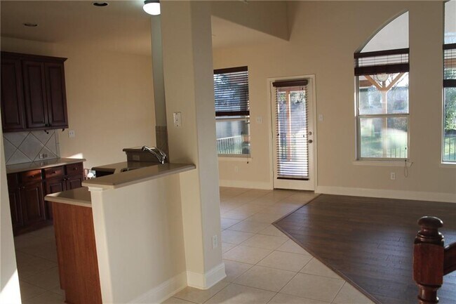 Building Photo - 2513 Rusk Ct