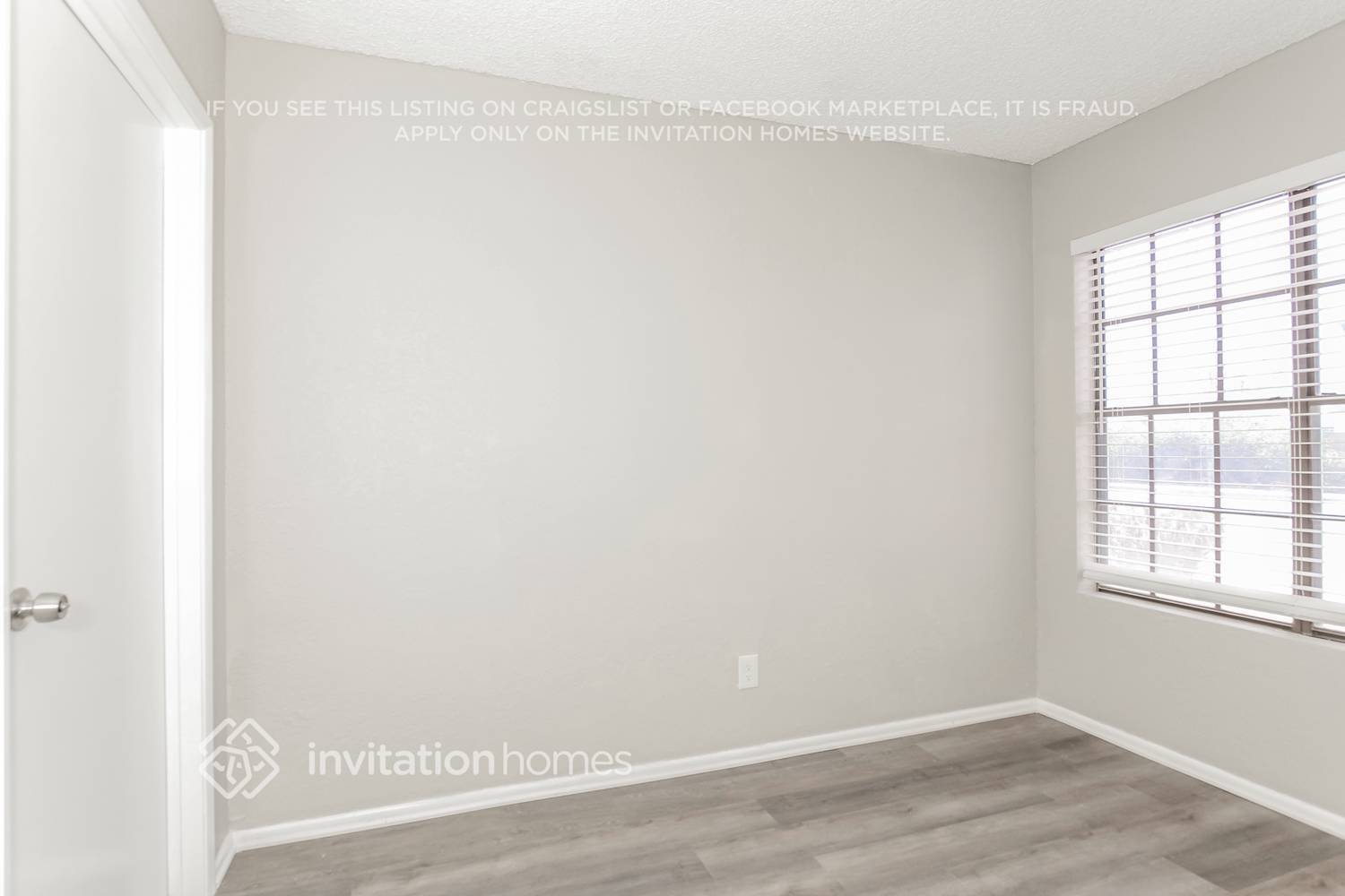 Building Photo - 2106 W Monona Dr