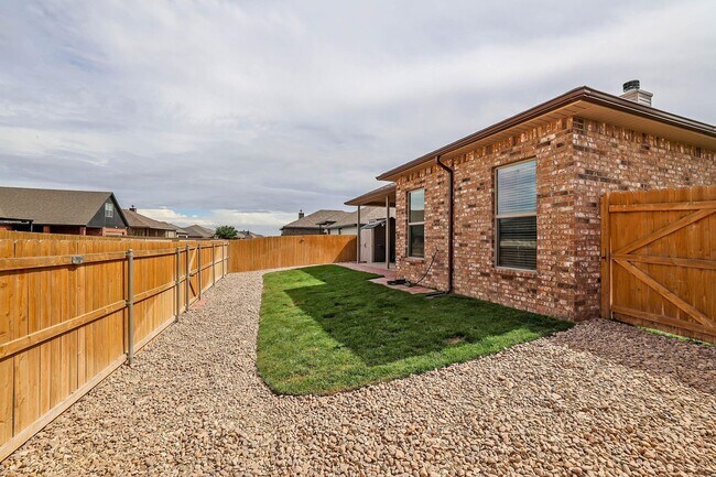 Building Photo - 7811 Bellamy Dr