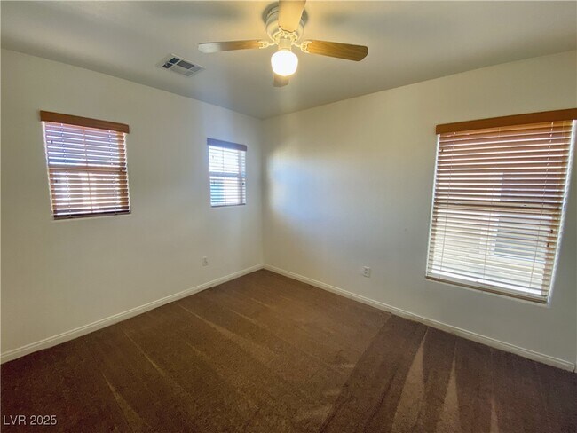 Building Photo - 9365 Roping Cowboy Ave