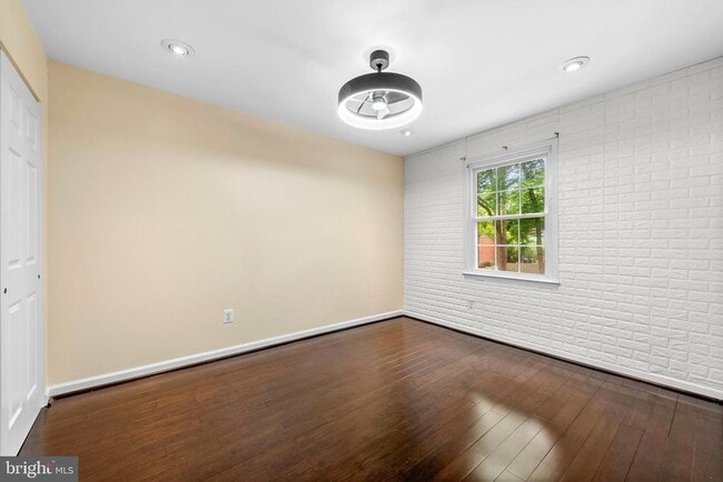 Building Photo - 2909 Espana Ct
