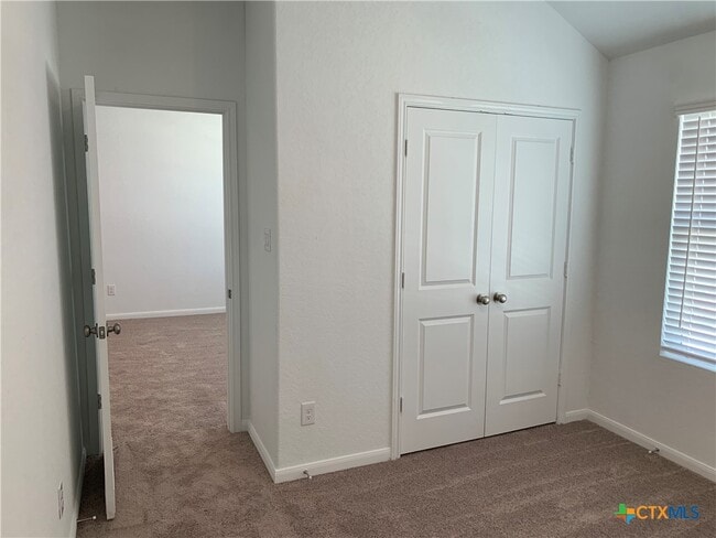 Building Photo - 415 Fig Tree St