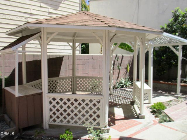 Building Photo - 1807 E Glenoaks Blvd