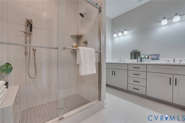 Building Photo - 15305 Princess Lauren Ln