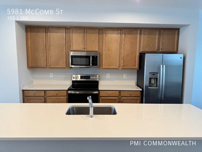 Building Photo - 5981 McComb St