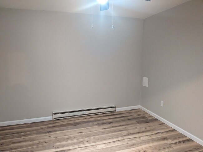 Building Photo - 1071 Kathryn