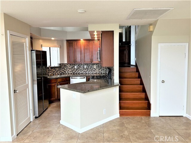 Building Photo - 5032 Dorado Dr