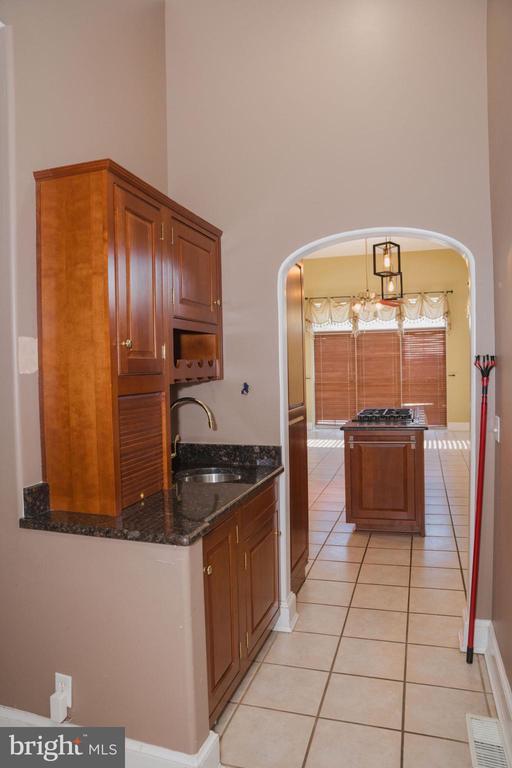 Building Photo - 6902 Tower of London Dr