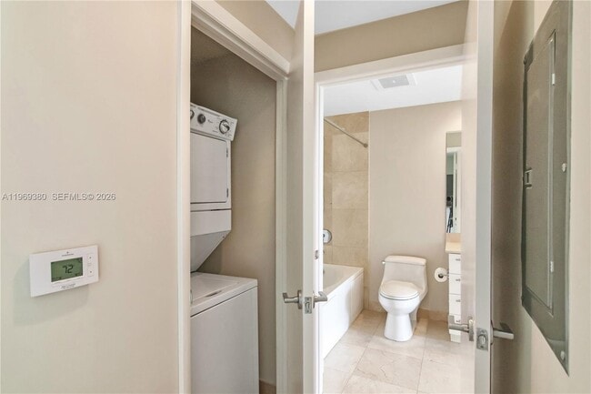 Building Photo - 550 Okeechobee Blvd