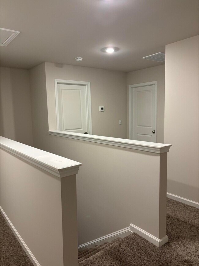 Building Photo - 1848 Lacebark Dr
