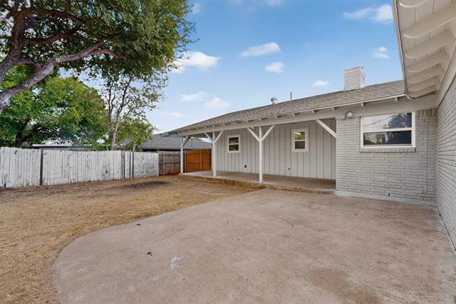 Building Photo - 4801 Hollowbrook Rd
