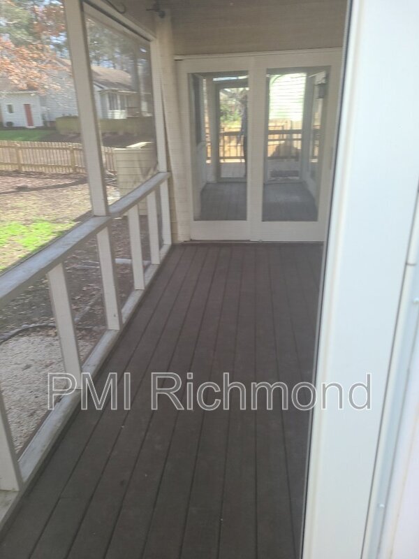 Building Photo - 4601 Winterset Pl