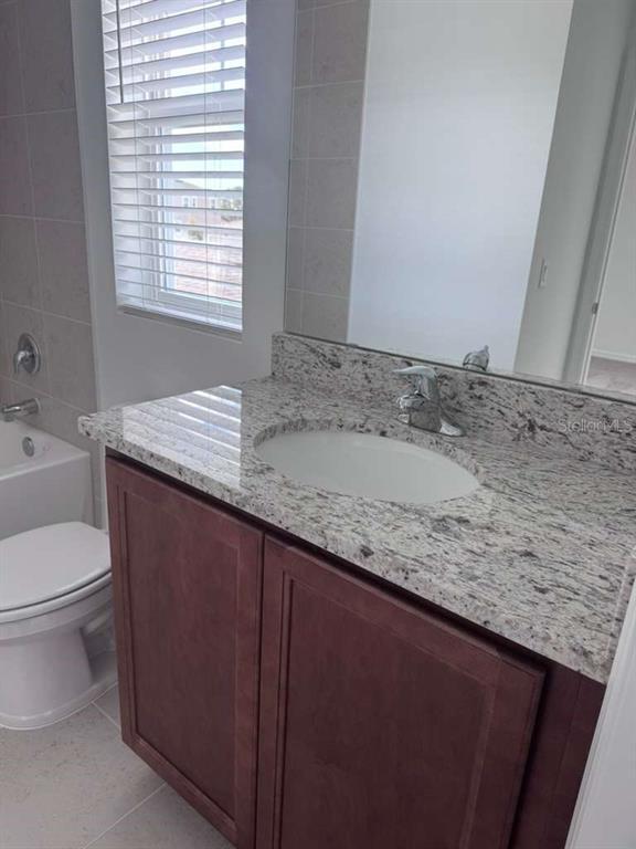 Building Photo - 17604 Northlake Grv Dr