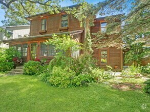 Building Photo - Gorgeous 4 bedroom home in Linden Hills