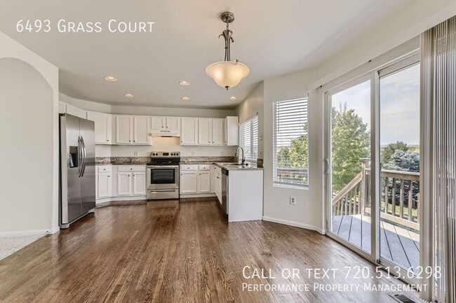 Building Photo - 6493 Grass Ct